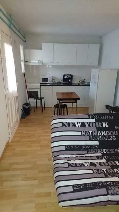 Gogo Location 1 Apartment Forest-Saint-Julien Ngoại thất bức ảnh
