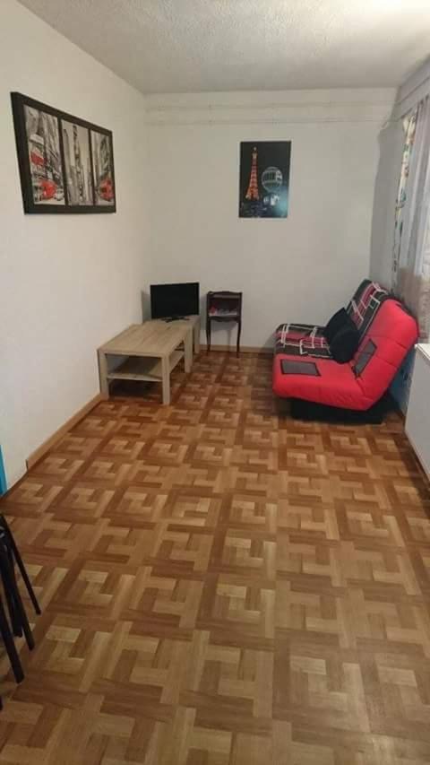 Gogo Location 1 Apartment Forest-Saint-Julien Ngoại thất bức ảnh